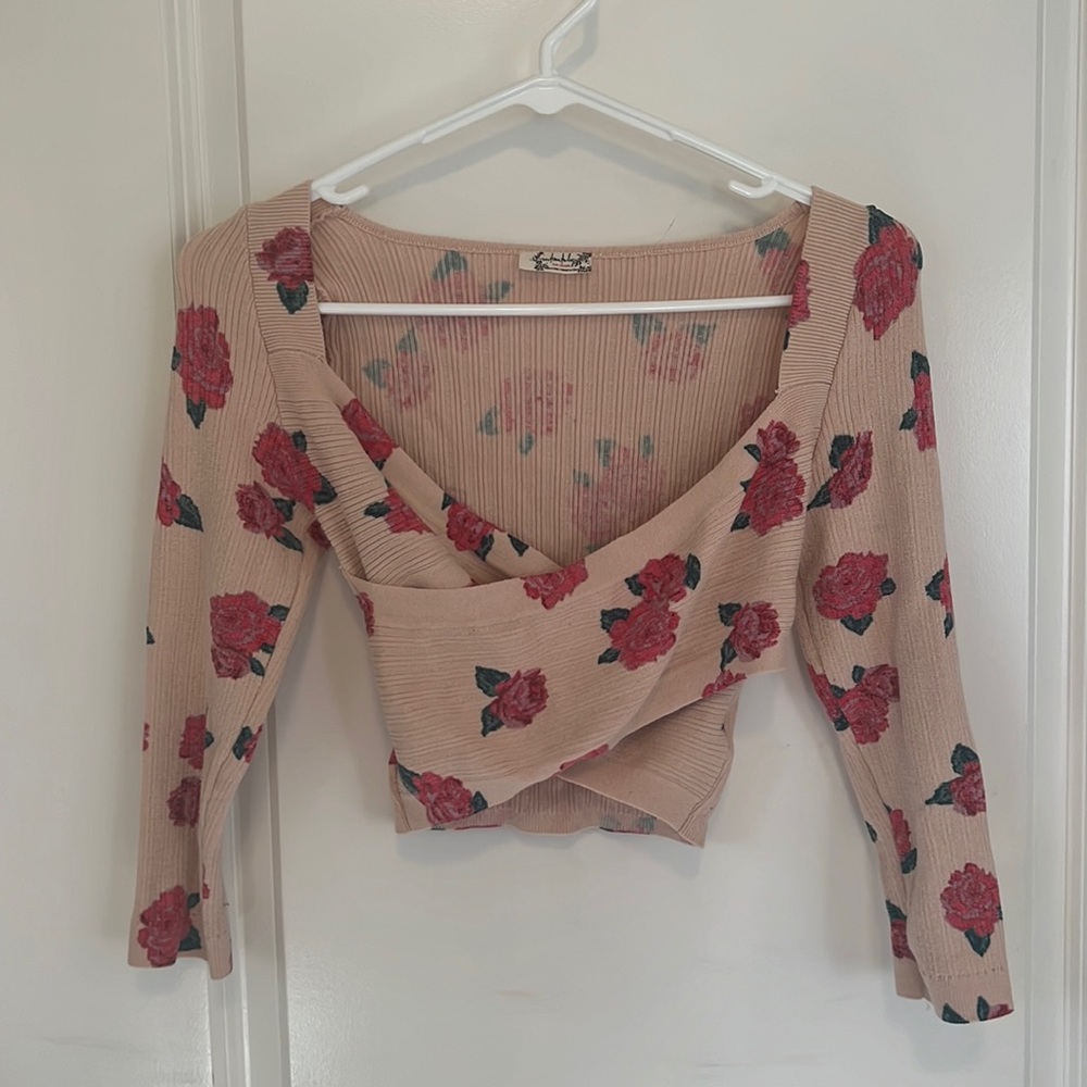 Beautiful Rose Criss Cross Sweater 🥀 Free People